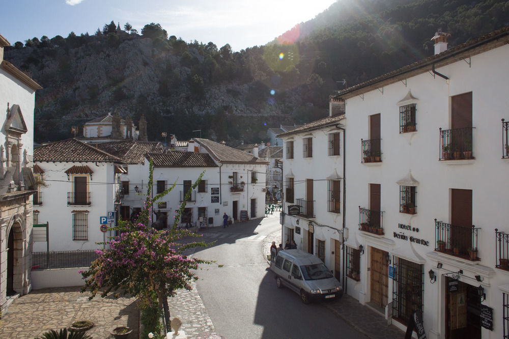 Puerta De La Villa Grazalema Exterior foto