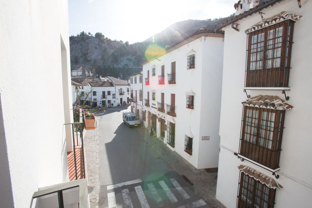 Puerta De La Villa Grazalema Exterior foto